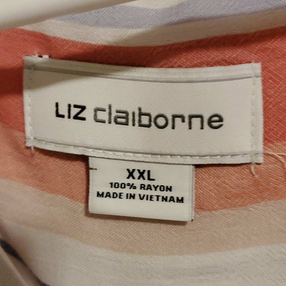 Sleevless blouse - Picture 2 of 3